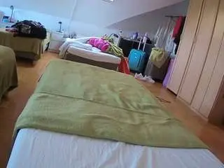 Voyeurcam-julmodels-bed-1  live sex cam