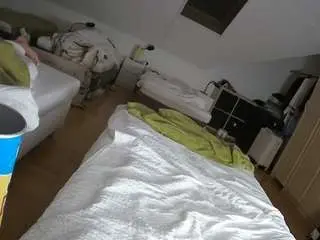 Voyeurcam-julmodels-bed-1  live sex cam