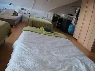 Voyeurcam-julmodels-bed-1  live sex cam