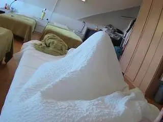 Voyeurcam-julmodels-bed-1  live sex cam