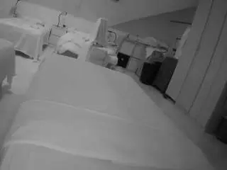 Voyeurcam-julmodels-bed-1  live sex cam