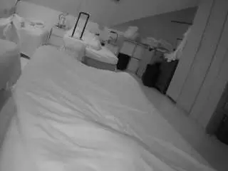 Voyeurcam-julmodels-bed-1  live sex cam