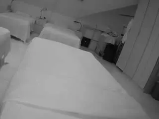 Voyeurcam-julmodels-bed-1  live sex cam