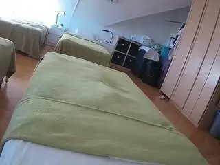 Voyeurcam-julmodels-bed-1  live sex cam