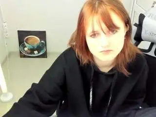 Alicewans  live sex cam