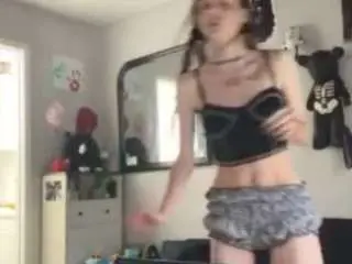 Iloveyoubatz  live sex cam