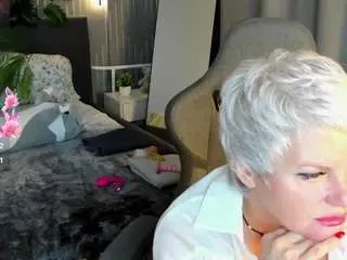 Linda-zefir  live sex cam