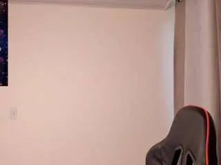 Maryluna95  live sex cam