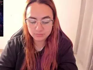 Maryluna95  live sex cam