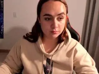 Maryluna95  live sex cam