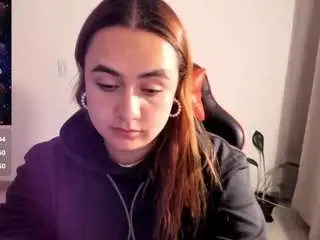 Maryluna95  live sex cam