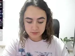 Maryluna95  live sex cam