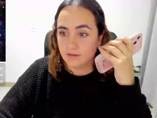 Maryluna95  live sex cam