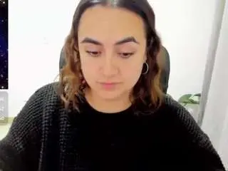 Maryluna95  live sex cam