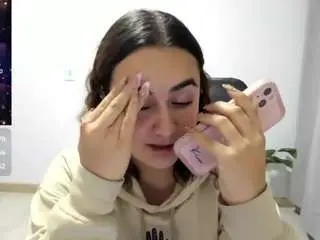 Maryluna95  live sex cam