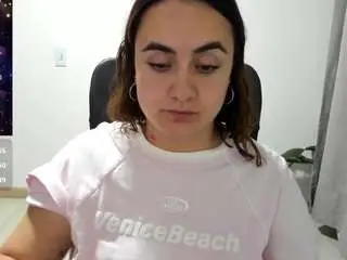 Maryluna95  live sex cam