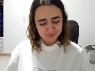 Maryluna95  live sex cam