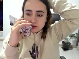 Maryluna95  live sex cam