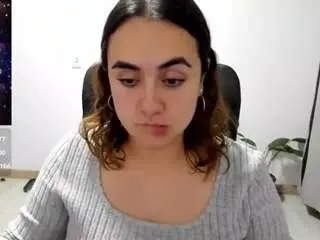 Maryluna95  live sex cam