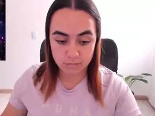 Maryluna95  live sex cam