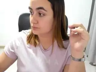 Maryluna95  live sex cam