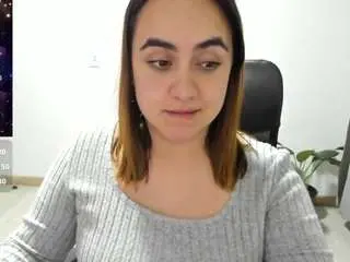 Maryluna95  live sex cam