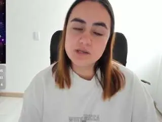Maryluna95  live sex cam