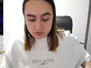 Maryluna95  live sex cam
