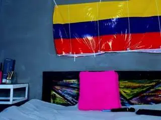Charlotte-curvy  live sex cam
