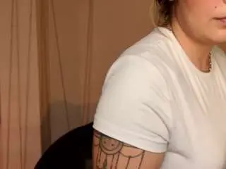 Lisamonroe1  live sex cam