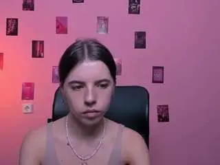 Viola-sweet  live sex cam