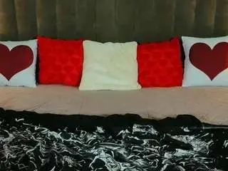 Clumsynana  live sex cam