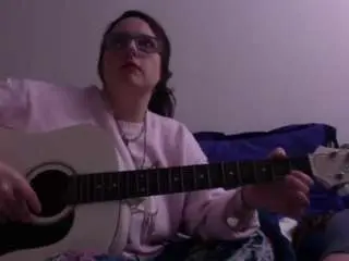 Cosmicumqueen  live sex cam