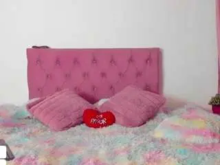 Gigihill  live sex cam