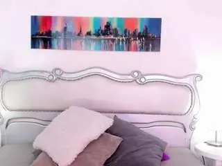 Isaa-saenz  live sex cam