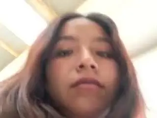 Kira-luz  live sex cam