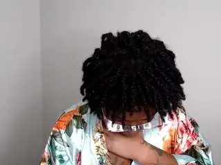 Mademohlala  live sex cam