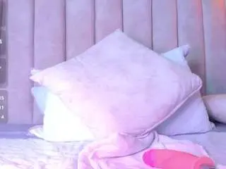 Pixzymartinez  live sex cam