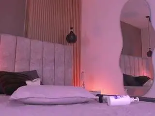 Samantha-lw  live sex cam