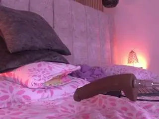 Samantha-lw  live sex cam