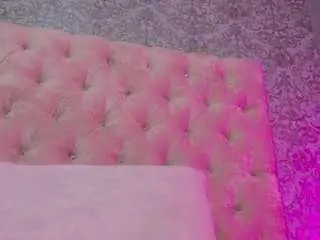 Akilla-queen  live sex cam