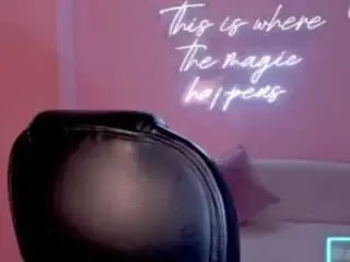 Ariananova  live sex cam
