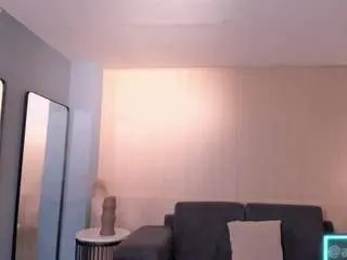 Ariananova  live sex cam