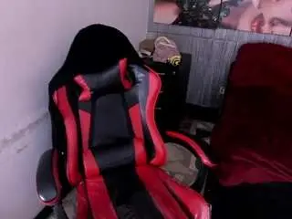Dakotalee03  live sex cam