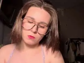 Kareenspearmon  live sex cam