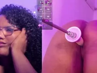 Mhia-rey  live sex cam