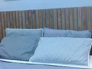 Mia-bellefort  live sex cam