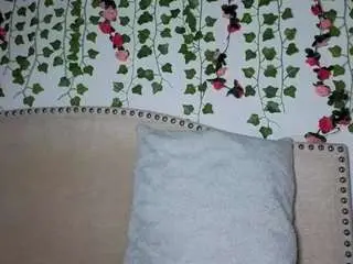 Xoxcat  live sex cam