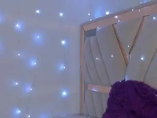 Adara-44  live sex cam