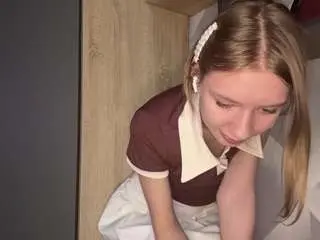 Jerilynhandler  live sex cam
